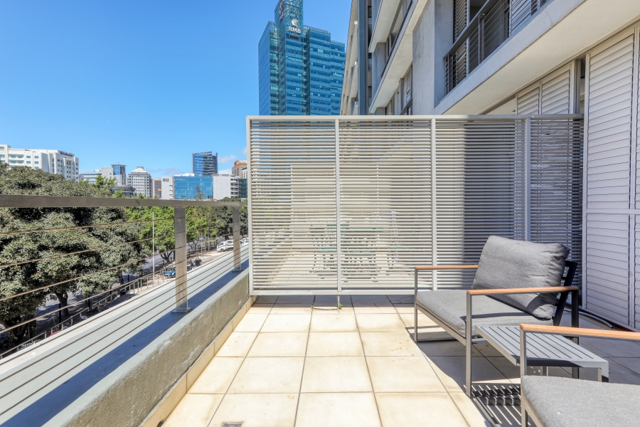 1 Bedroom Property for Sale in Green Point Western Cape